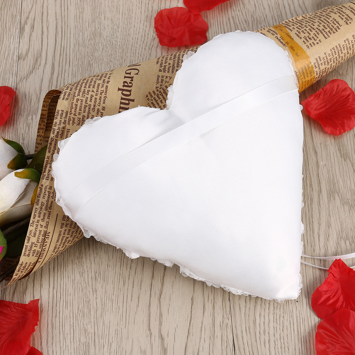 Heart Wedding Ring Pillow 15x1 - Ring Bearer Pillow のレビューと価格