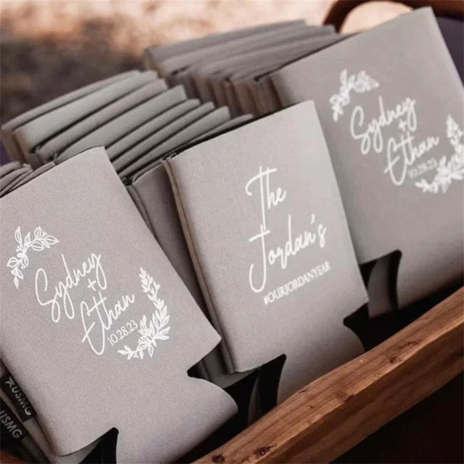 Insulated Can Cooler with Cust - Supply Wedding Venue のレビューと価格
