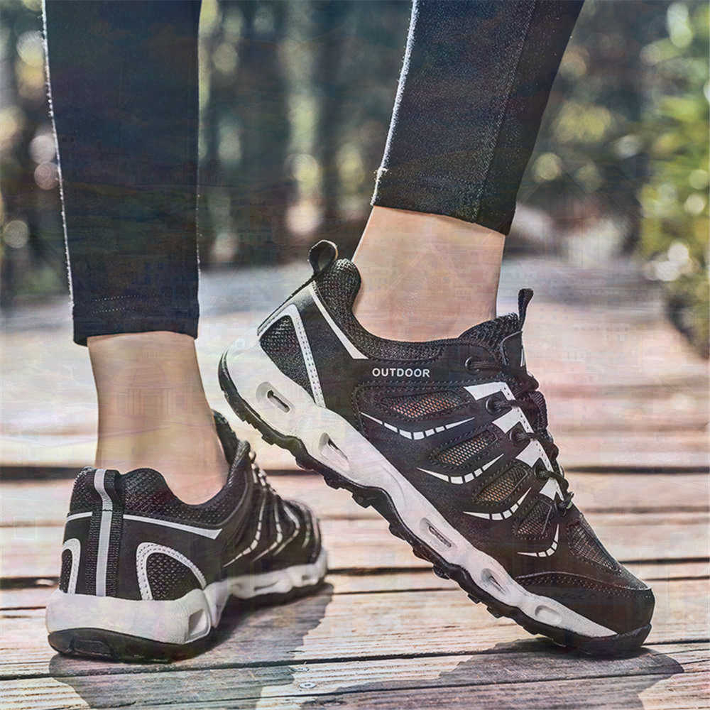 Sumer Round Tip Silver Sneaker - Wedding Supply Wholesale のレビューと価格