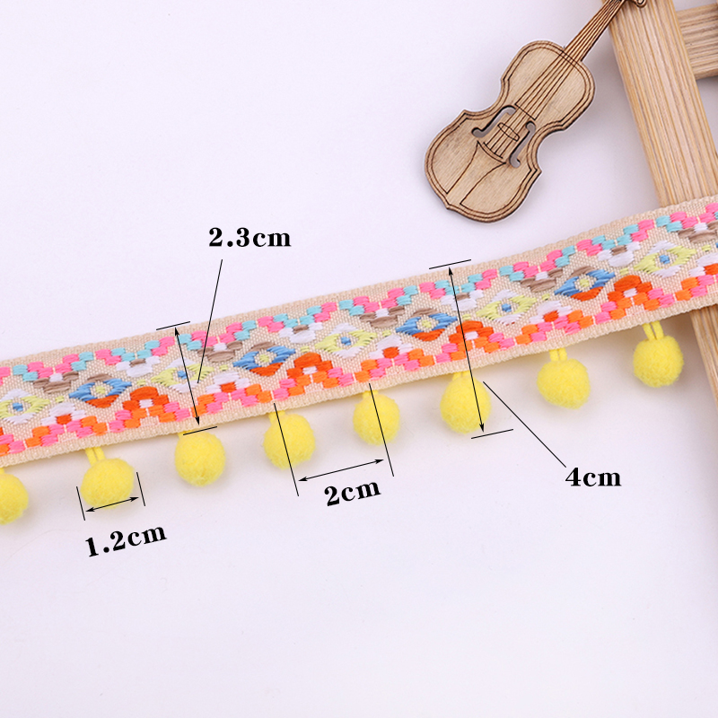 Polyester Fabric Pom Pom Tasse - Wedding Supply Wholesale のレビューと価格
