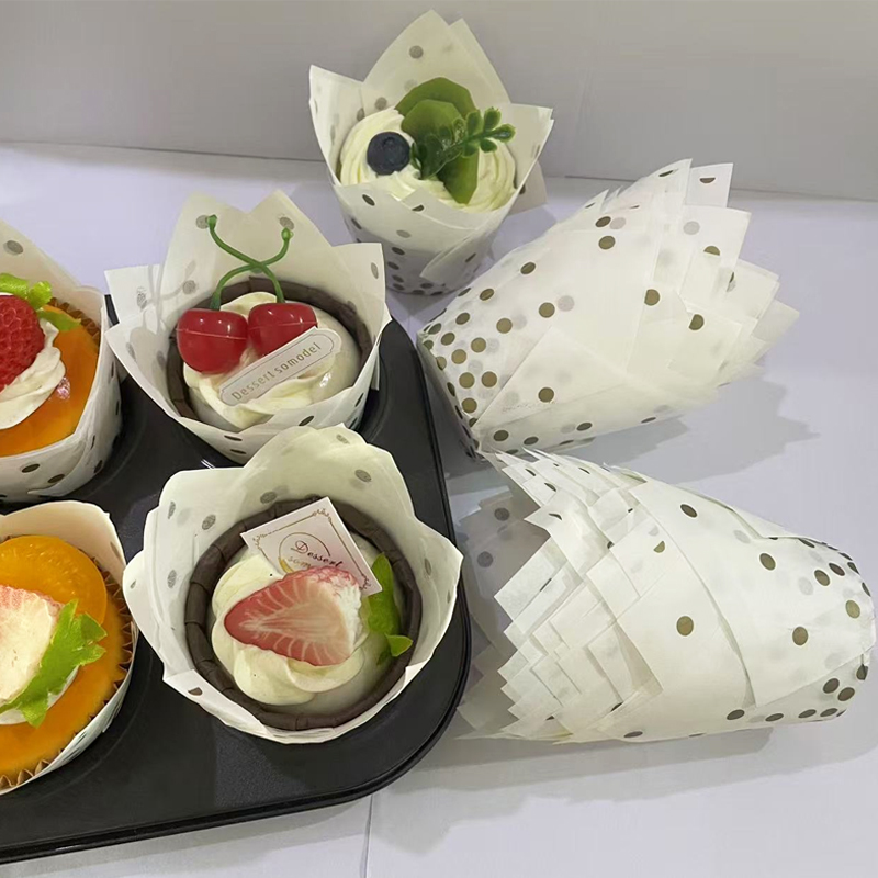 50Pcs/100Pcs Gold Dot Tulip Ca - Wedding Cake Supply のレビューと価格